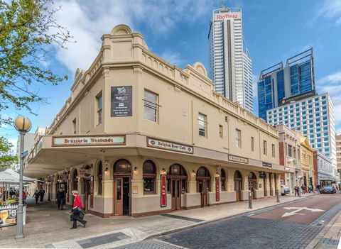 Nightcap at Belgian Beer Cafe - Hotels Melbourne 1