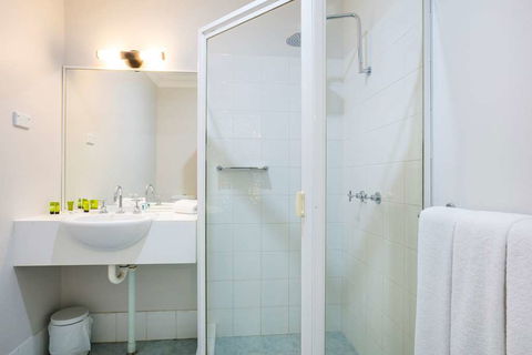 Nightcap at Blue Cattle Dog Hotel - Hotels Melbourne 2