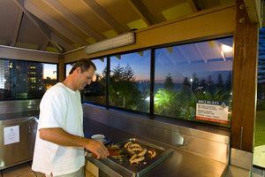 Gemini Court Holiday Apartments - Hotels Melbourne 8
