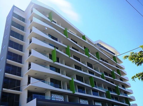 Code Apartments - Hotels Melbourne 6