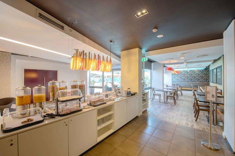 Royal Pacific Hotel - Hotels Melbourne 1