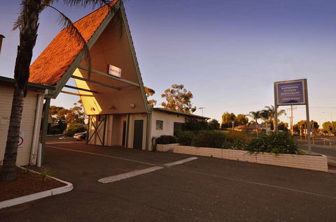 Hospitality Kalgoorlie, SureStay By BW - Hotels Melbourne 0