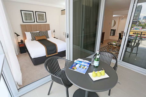 Alex Perry Hotel And Apartments - Hotels Melbourne 2