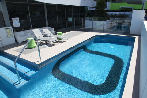 Code Apartments - Hotels Melbourne 1
