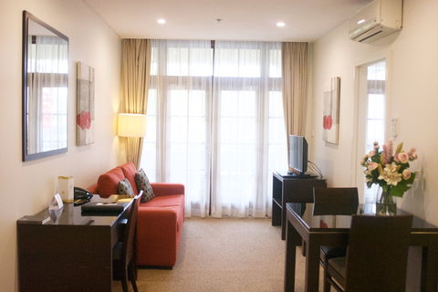 Quest Canberra - Hotels Melbourne 2