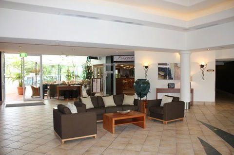 Alpha Sovereign Hotel Gold Coast - Hotels Melbourne 1