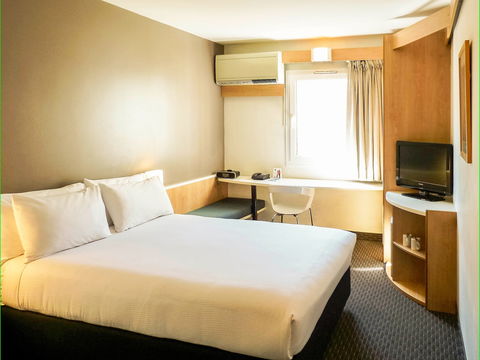 Ibis Sydney Thornleigh - Hotels Melbourne 1