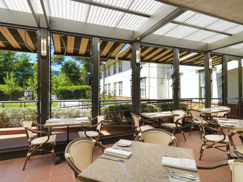 Hotel Kurrajong Canberra - Hotels Melbourne 24