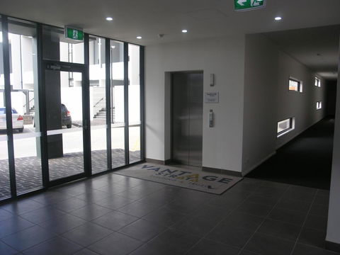 Kesh At Hudson Square - Hotels Melbourne 37