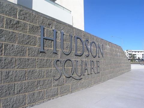 Kesh At Hudson Square - Hotels Melbourne 40