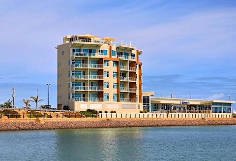 Wallaroo Marina Waterfront Luxe Apartment - Hotels Melbourne 24