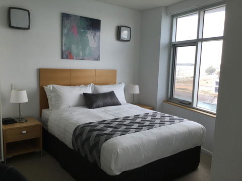 Wallaroo Marina Waterfront Luxe Apartment - Hotels Melbourne 14
