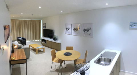 Wallaroo Marina Waterfront Luxe Apartment - Hotels Melbourne 4