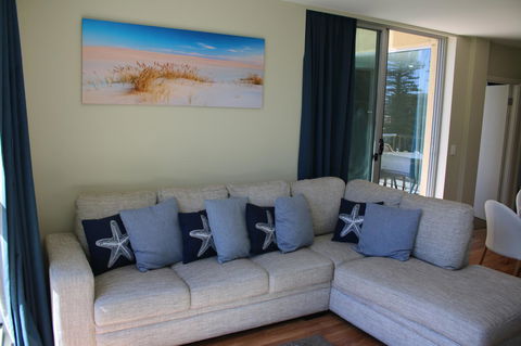 Beachside Luxury Apartments One & Two Bedroom In Beachfront Oaks Pier Building - Hotels Melbourne 14