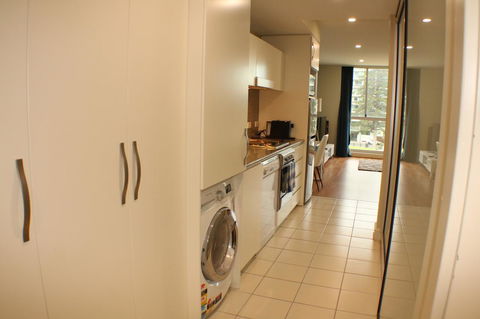 Beachside Luxury Apartments One & Two Bedroom In Beachfront Oaks Pier Building - Hotels Melbourne 7