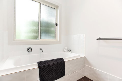 'The Hidden Diamond' - Normanville - Hotels Melbourne 25