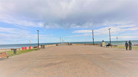 Hi 5 Glenelg Studio Apartment - Hotels Melbourne 27