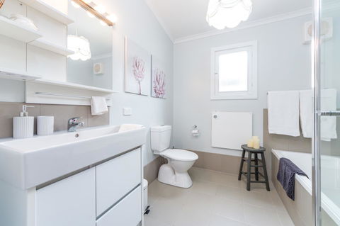 McLaren Vale Getaway - Hotels Melbourne 6