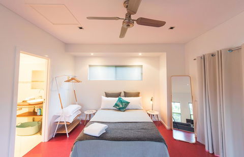 S T U D I O 22 Peaceful Retreat With Garden Views - Hotels Melbourne 3