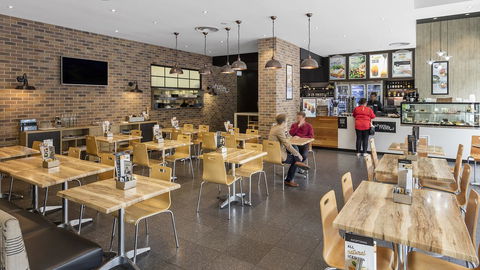 Oaks Adelaide Embassy Suites - Hotels Melbourne 3