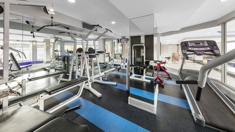 Oaks Adelaide Embassy Suites - Hotels Melbourne 5