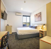 Nightcap at Rose  Crown Hotel - Hotels Melbourne