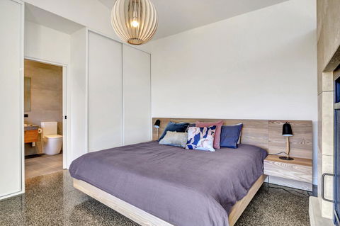 Shadow Creek McLaren Vale - Hotels Melbourne 13