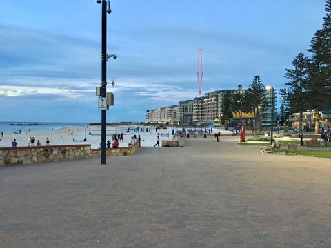 Beachside Luxury Getaway In Glenelg - Hotels Melbourne 17