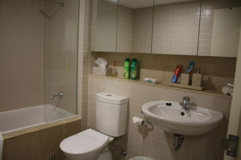 Beachside Luxury Getaway In Glenelg - Hotels Melbourne 11