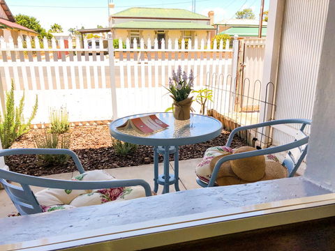 Inglenook Cottage - Hotels Melbourne 13