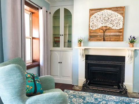 Inglenook Cottage - Hotels Melbourne 2