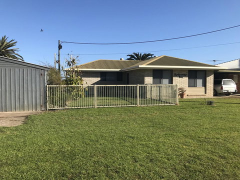 Hydeaway Bay - Own Private Bay + Kayaks - Hotels Melbourne 4