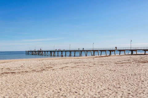 Heart Of Glenelg BnB - Hotels Melbourne 14