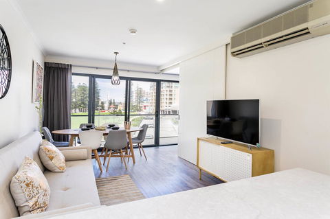 Heart Of Glenelg BnB - Hotels Melbourne 8