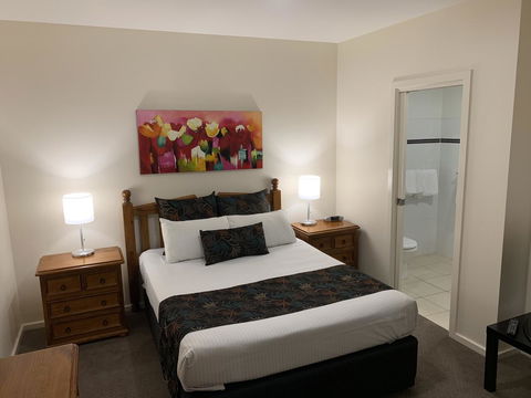 Ensenada Motor Inn And Suites - Hotels Melbourne 22