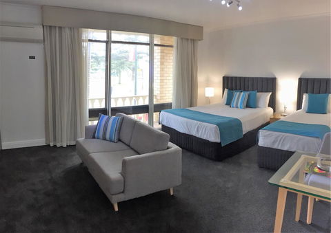 Ensenada Motor Inn And Suites - Hotels Melbourne 2
