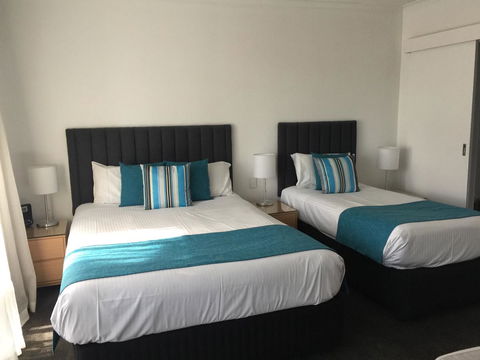 Ensenada Motor Inn And Suites - Hotels Melbourne 7