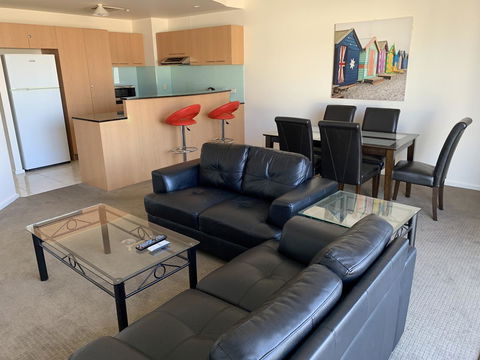 Ensenada Motor Inn And Suites - Hotels Melbourne 21