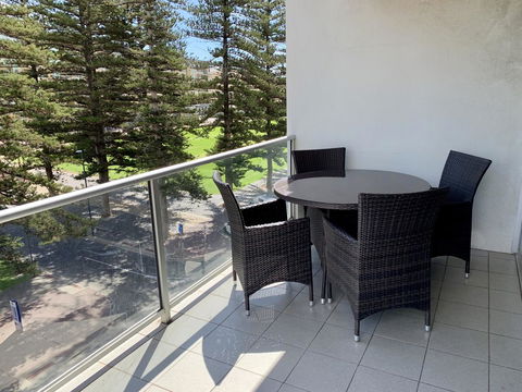 Ensenada Motor Inn And Suites - Hotels Melbourne 43