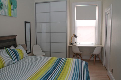 Smugglers Inn Studio Apartments - Hotels Melbourne 16