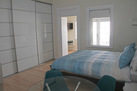 Smugglers Inn Studio Apartments - Hotels Melbourne 6