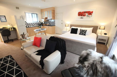 Wine And Roses Bed And Breakfast - Hotels Melbourne 9