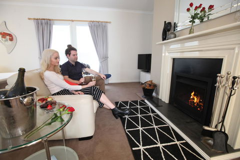 Wine And Roses Bed And Breakfast - Hotels Melbourne 8