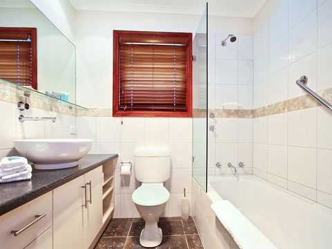 Wine And Roses Bed And Breakfast - Hotels Melbourne 1