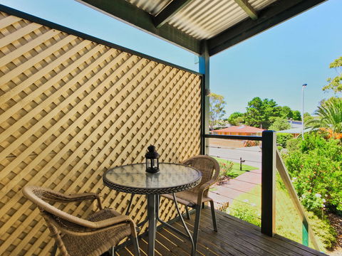 Wine And Roses Bed And Breakfast - Hotels Melbourne 12