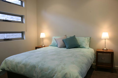 Penneshaw Oceanview Apartments - Hotels Melbourne 15