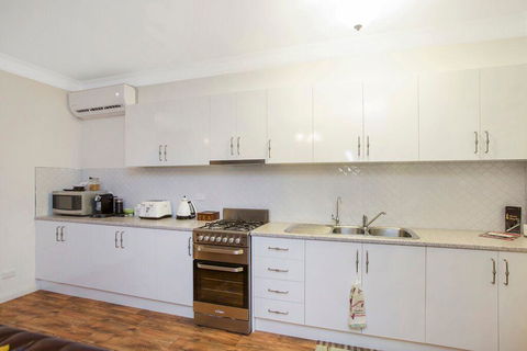 Hahndorf House B&B - Hotels Melbourne 7