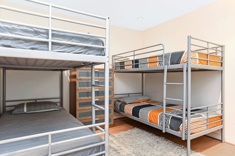 Breeze Beachfront Apartment - Hotels Melbourne 17