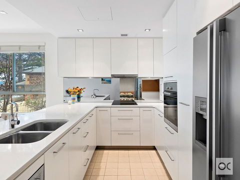 Breeze Beachfront Apartment - Hotels Melbourne 39