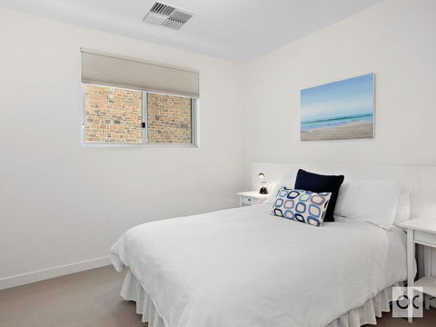 Breeze Beachfront Apartment - Hotels Melbourne 32